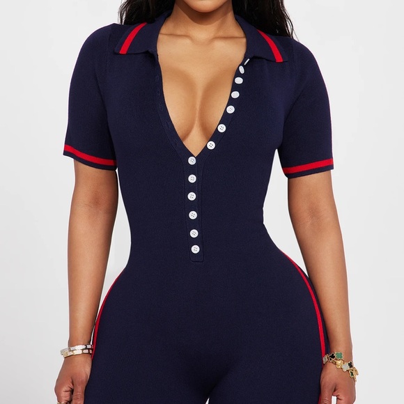 Sexy fashion nova jumpsuit size small - Picture 2 of 3